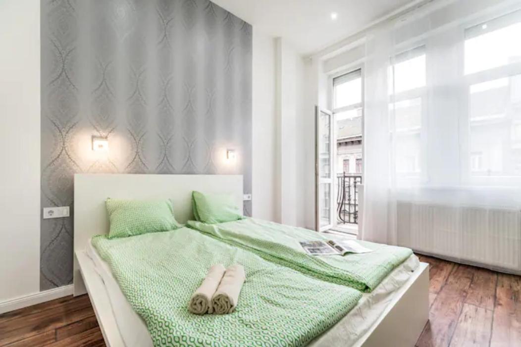 Hi-Bp Design Home Apartments In The Heart Of Budapest Exterior foto