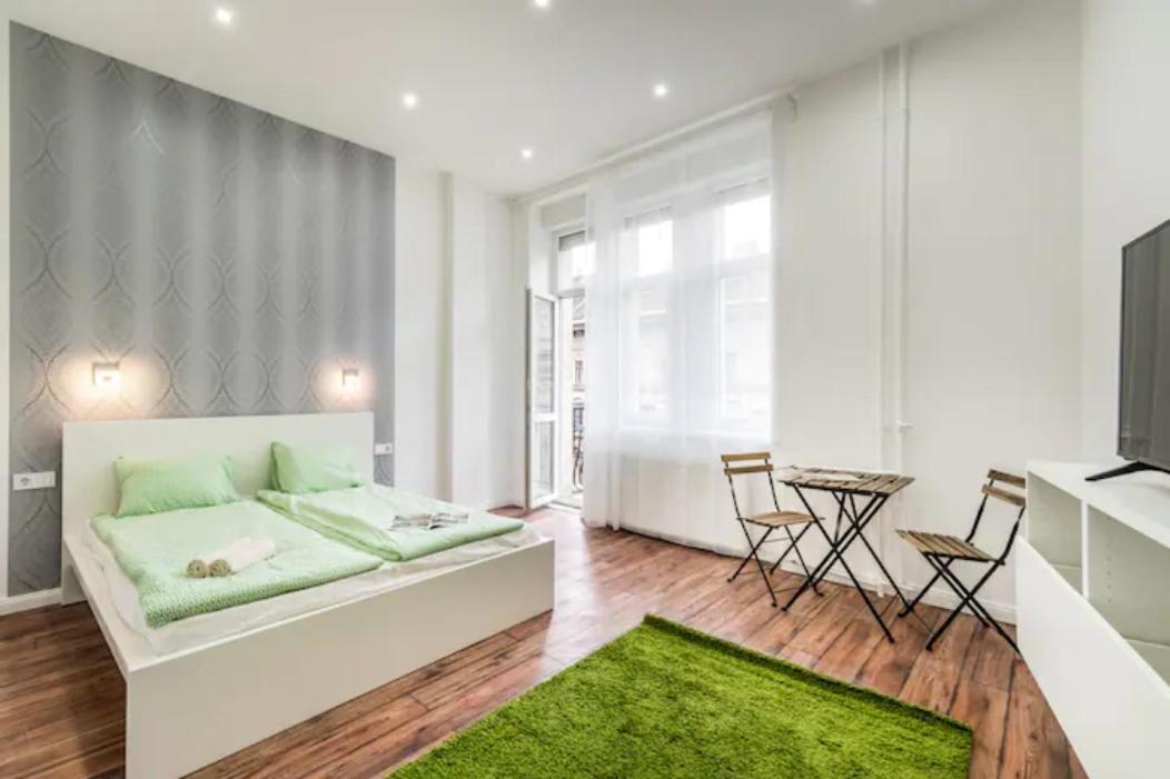 Hi-Bp Design Home Apartments In The Heart Of Budapest Exterior foto